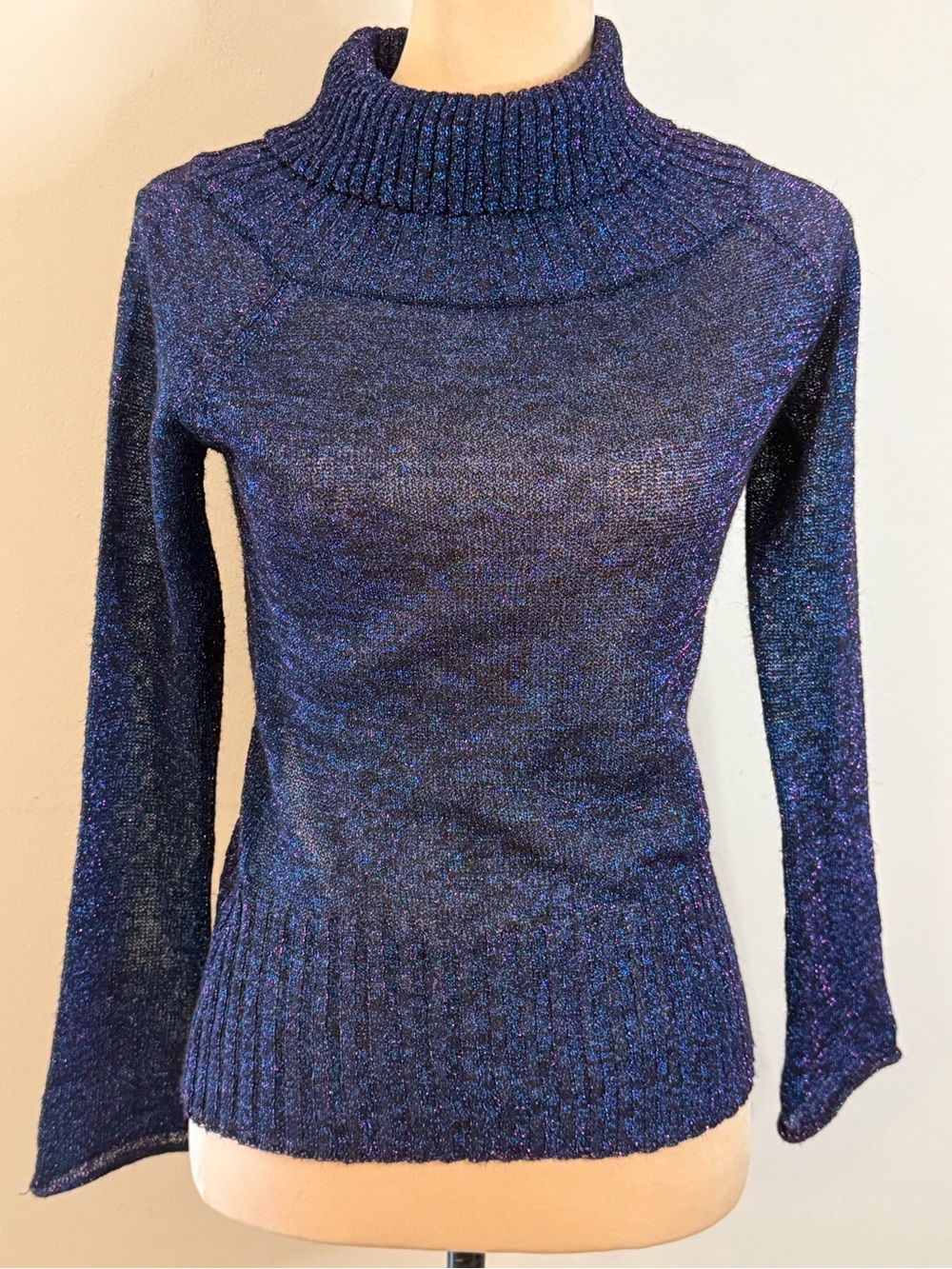 Smudge vintage blue metallic turtleneck sweater wide sleeve cuff M
